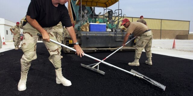 Objem veřejných zakázek do konce srpna vzrostl o 80 procent