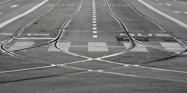 Brňané žádali o příspěvek na MHD, někteří z něj zaplatí daň