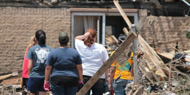 Pojišťovny vyřešily zhruba pětinu škod z víkendové vichřice