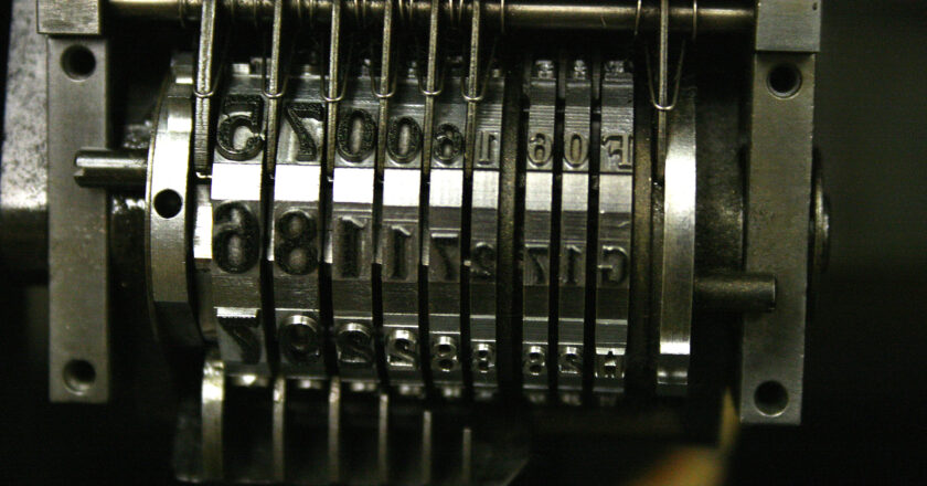 ČNB je první bankou v EU, která zvýšila úrokové sazby