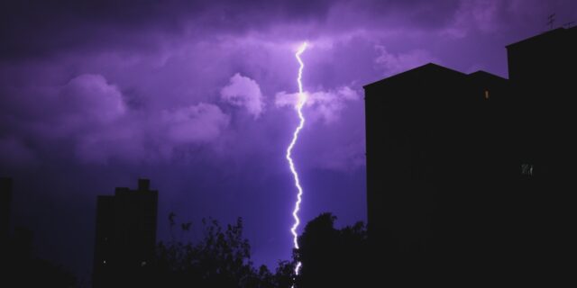 Poradna: Jedno pojištění domácnosti lze sjednat na více adres