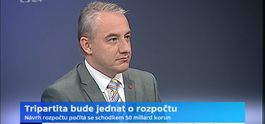 Socialisté a odboráři roztočili spirálu požadavků na vyšší platy