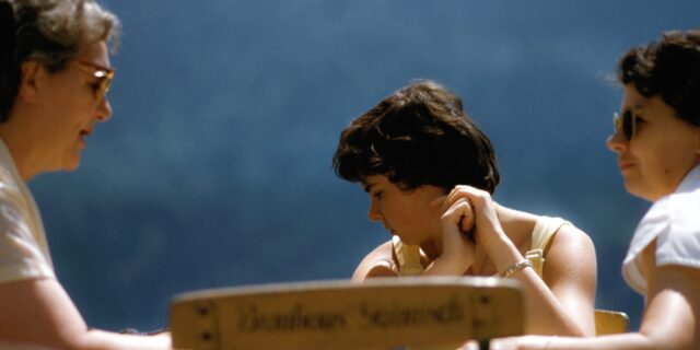 Žena v padesáti letech není na odpis, to je stereotyp