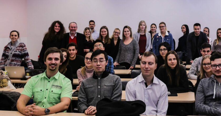 Sdílená ekonomika je fenomén, který vrůstá do ekonomické struktury