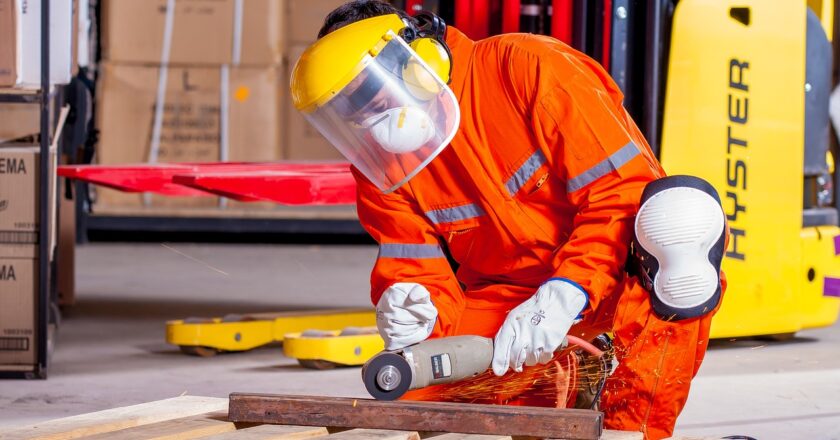 Ceny v průmyslu zpomalily růst, v zemědělství růst zrychlily