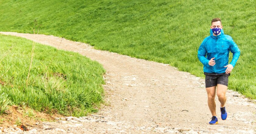 Řepka ničí půdu. To zas jednou ekologové zachraňovali planetu