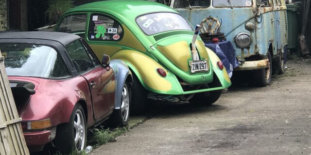 Zákonodárci vrátili do hry kontroverzní poplatek za nepojištěné auto