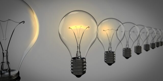 Síla volebního hlasu by se měla vypočítávat podle daní