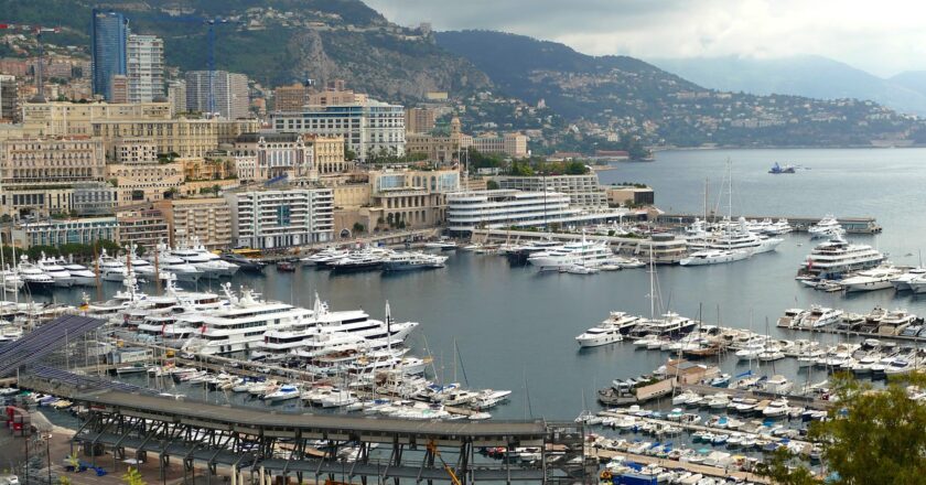 Počet tuzemských firem řízených z daňových rájů trvale klesá