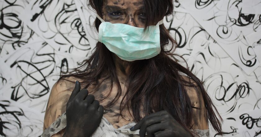 Firmy kritizují zrušení karenční doby i růst minimální mzdy