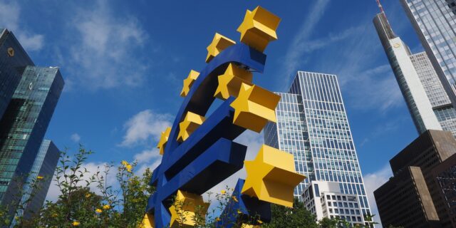 ČR do závěrů summitu prosadila zmínku o reverse charge