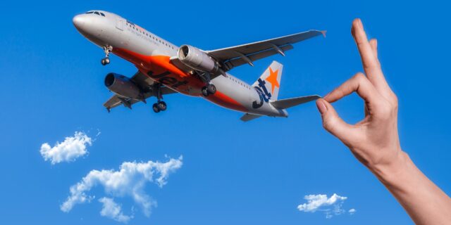 Stát je jen letadlo. Komu zbudou oči pro pláč, až to tady praskne?