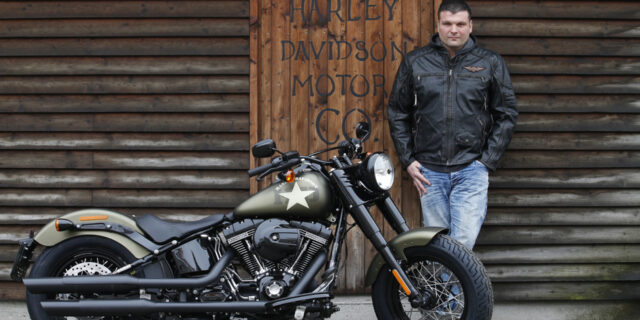 Na snění není příliš času, svět se valí rychle dopředu