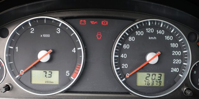 EU žádá kvůli boji proti přetáčení přeshraniční výměnu záznamů