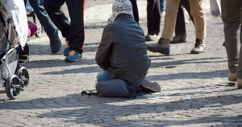 MF má vypracovat analýzu výdajů na neziskové organizace