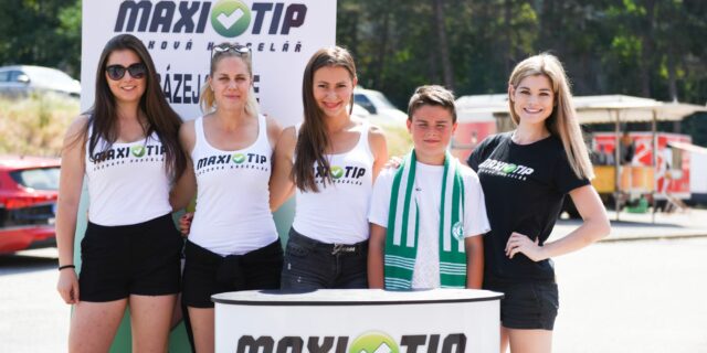 O stáže zájem není, naopak je o brigády během školního roku