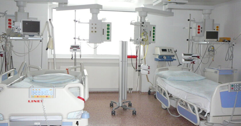 Pojišťovny posílají své klienty v cizině do prověřených klinik