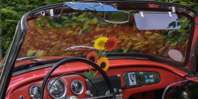 Prodeje ojetých vozů jsou na vrcholu. Snižuje to ceny