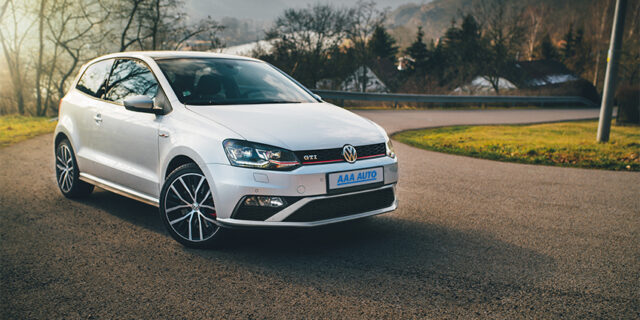 Na co nezapomenout, když přihlašujete nové auto?