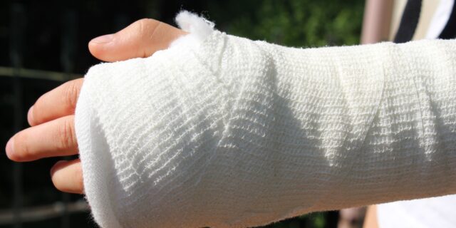 Pojišťovny kvůli novému zákoníku platí více za pracovní úrazy