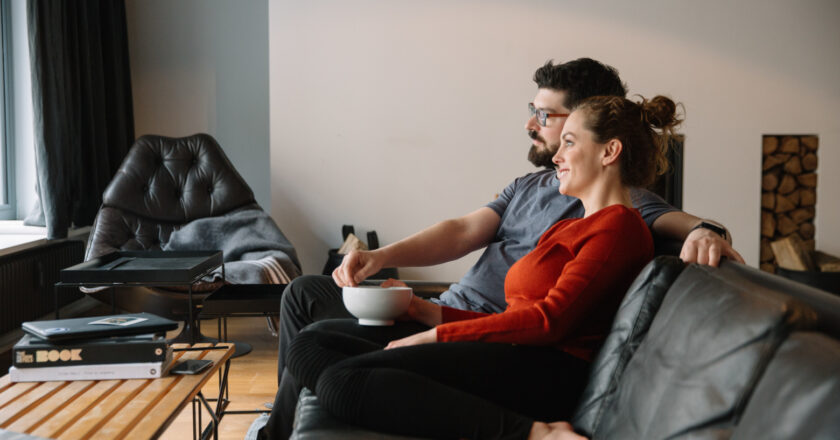 Vlastní bydlení je u nás pro mladé nedostupné, stát by se měl inspirovat v sousedním Polsku