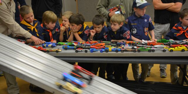 Skauti či pionýři asi příští rok dostanou méně peněz od státu