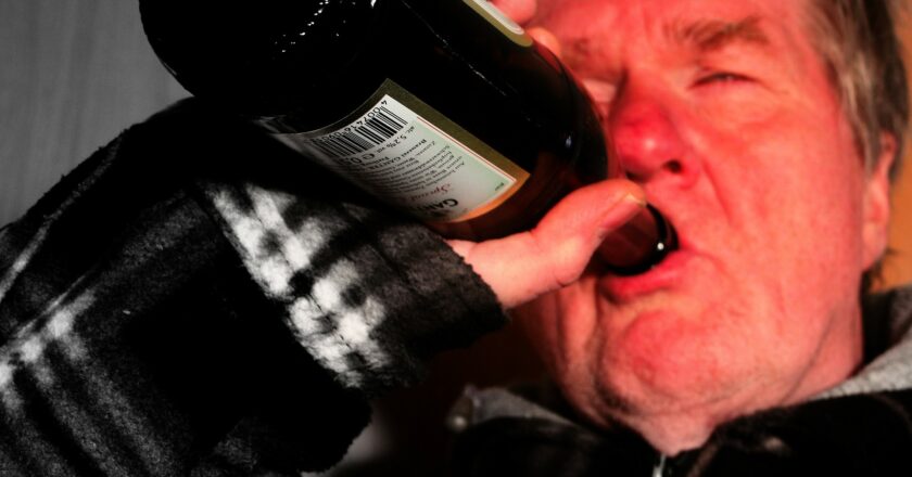 Alkohol a tabák může omezit vyšší zdanění a méně reklamy
