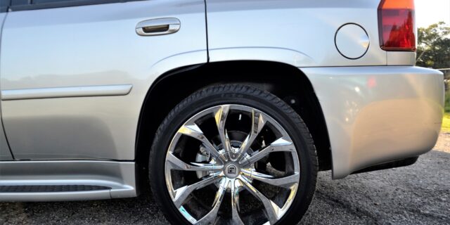 Čím větší nádrž, tím větší lákadlo pro zloděje. Firmy se brání