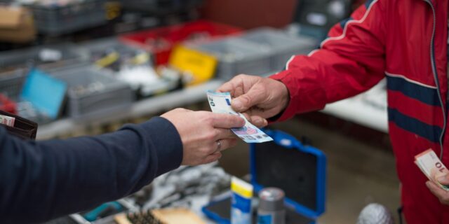 Asociace: Plán vlády na úhradu části nájemného obchodům pomůže