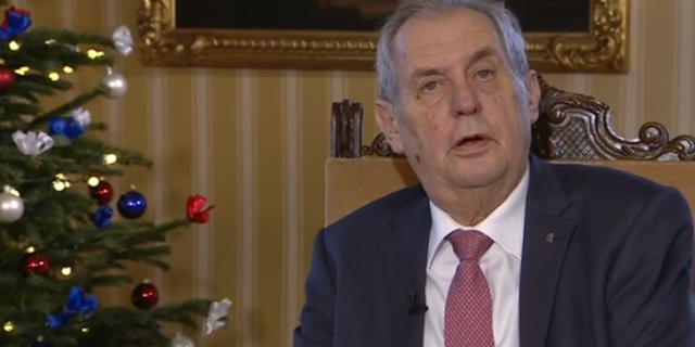Miloš Zeman varoval před zpomalením ekonomického růstu