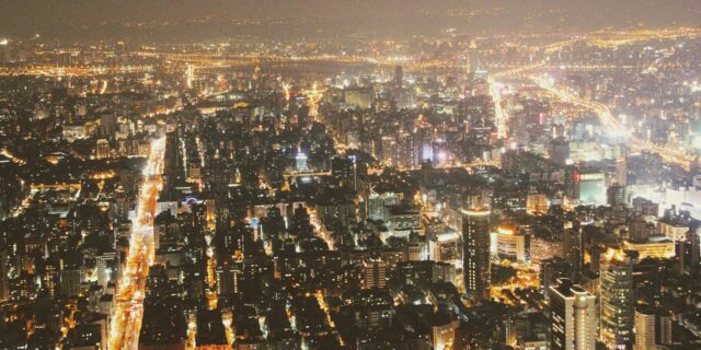 Analytici: Zpomalení čínské ekonomiky se projeví i na českém HDP