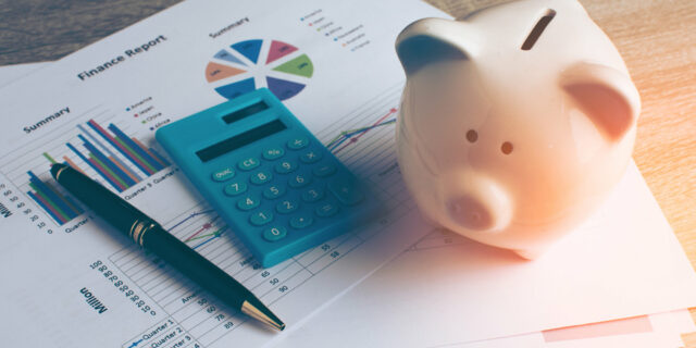 Téměř třetina Čechů pocítila dopad pandemie na financích