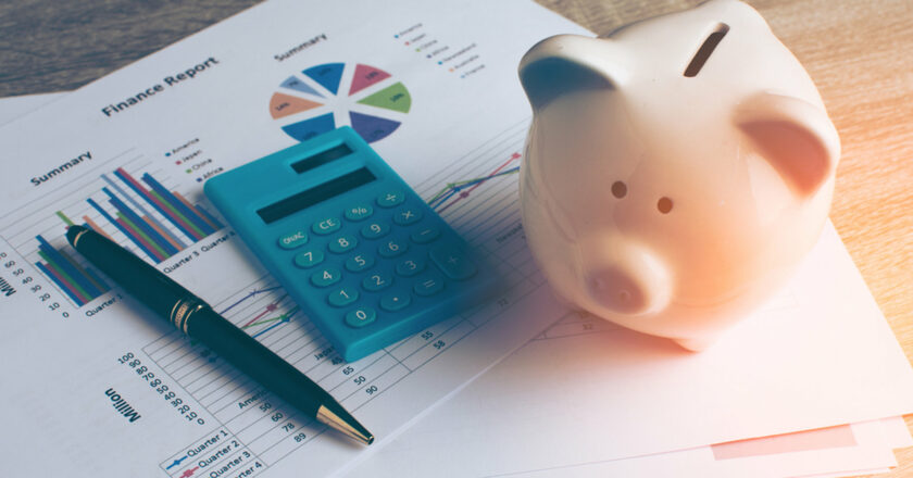 Téměř třetina Čechů pocítila dopad pandemie na financích