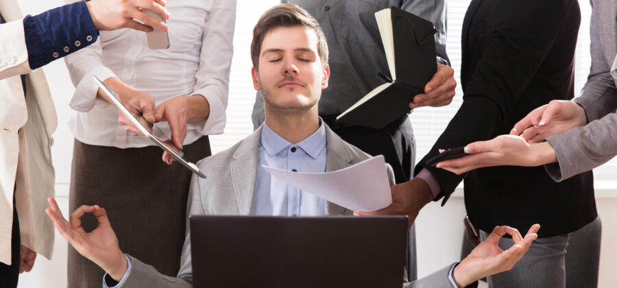 Poradna: Procesy, kterými zvyšujete u zaměstnanců riziko nomofobie