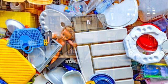 Inovace: Tesco odstraní z obalů nerecyklovatelné plasty