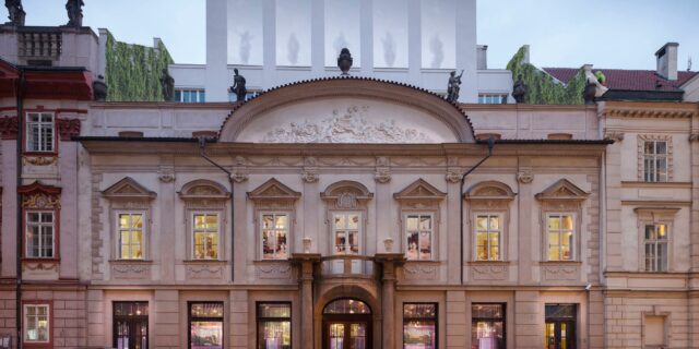 Unikátní palác Špork mění majitele, koupila ho Generali