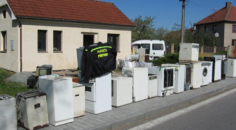 Už patnáct set hasičských sborů pomáhá recyklovat staré elektro
