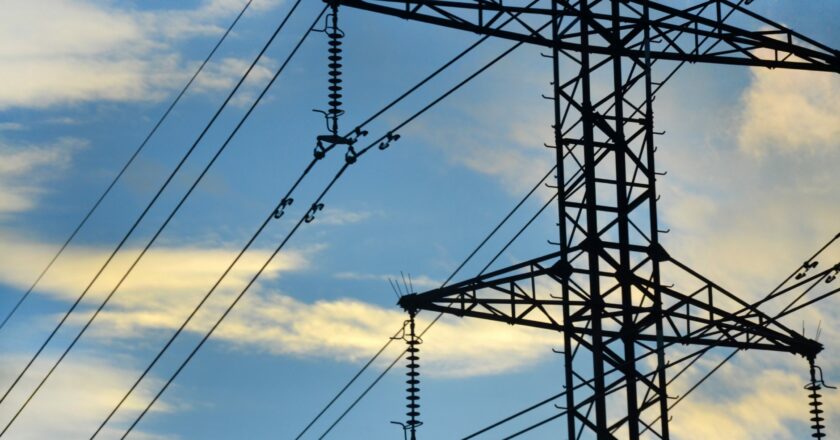 Daňhel: Pokračující volatilita cen energií dokládá míru deformování tržního prostředí v EU