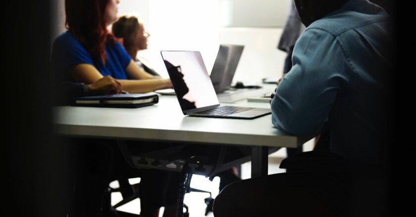 Kurz vedení a motivace v pracovních týmech 