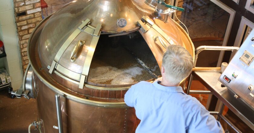 Poslanci sociální demokracie chtějí probrat DPH na pivo