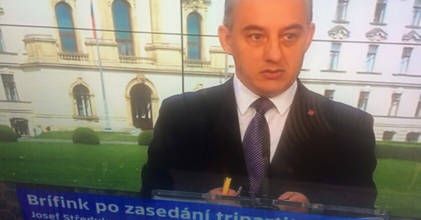 Ve státním sektoru mají vyšší mzdy než ti, kteří jim na ně vydělávají