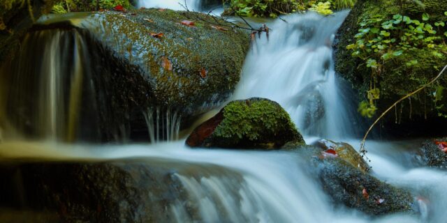 Návrh ústavního zákona: Komunisté by chtěli znárodnit vodu