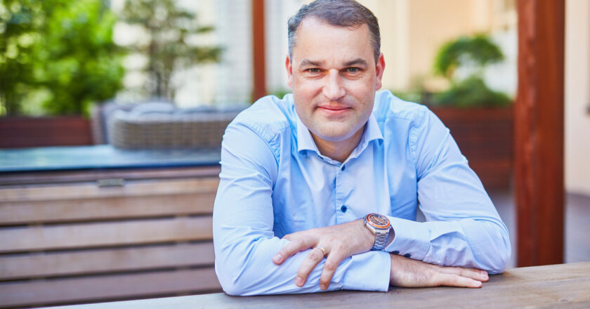 Bývalý guvernér ČNB Mojmír Hampl nastupuje do KPMG