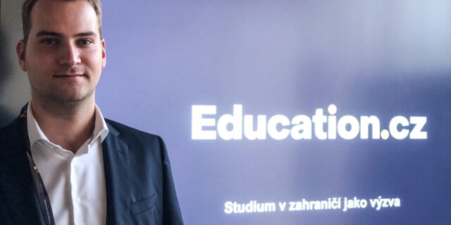 Naši studenti nejsou ze škol připravení na dnešní zrychlující se svět