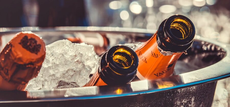 Vážení čtenáři, redakce Vám přeje šťastný a úspěšný rok 2020