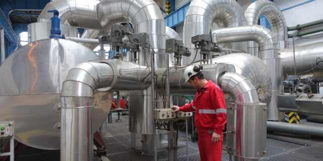 Svaz průmyslu chce od vlády harmonogram uvolňování karantény