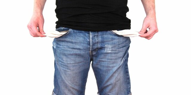 CRIF: V září stoupl počet osobních bankrotů i návrhů na ně