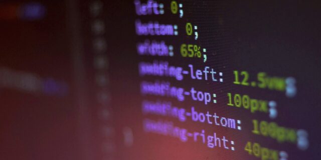 Průzkum: Firmy omezí investice dočasně, více vloží do IT a online