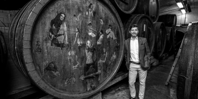 Musíme se znovu naučit žít s tím, že někteří z nás onemocní vážně a někteří na tu nemoc zemřou