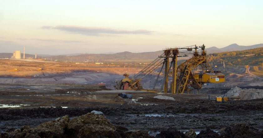 Napětí na komoditních trzích roste, neveselá a drahá zima se blíží